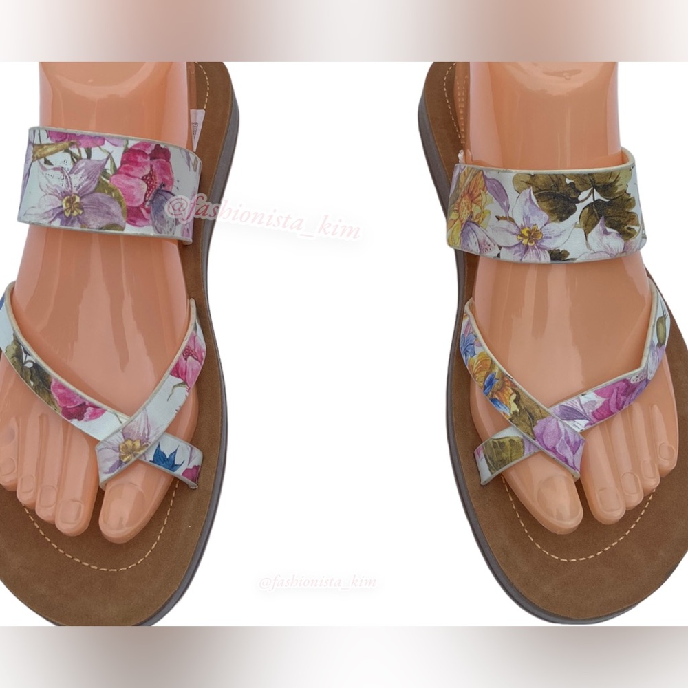Madden Girl Womens floral Sandals - Picture 3 of 9